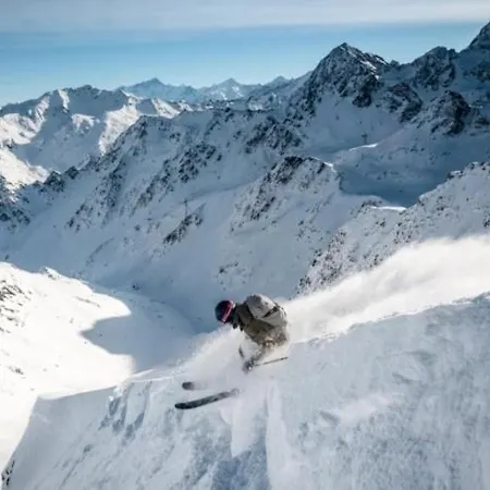 Mountain 아파트 라 초우마츠